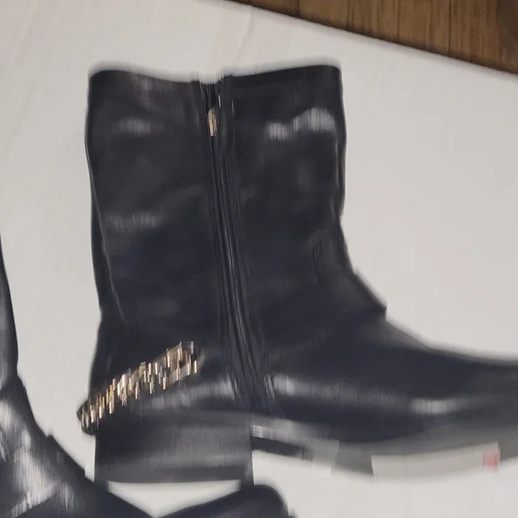 Guess Girton Black Boots with Gold Buckles 6.5 M - Picture 4 of 10